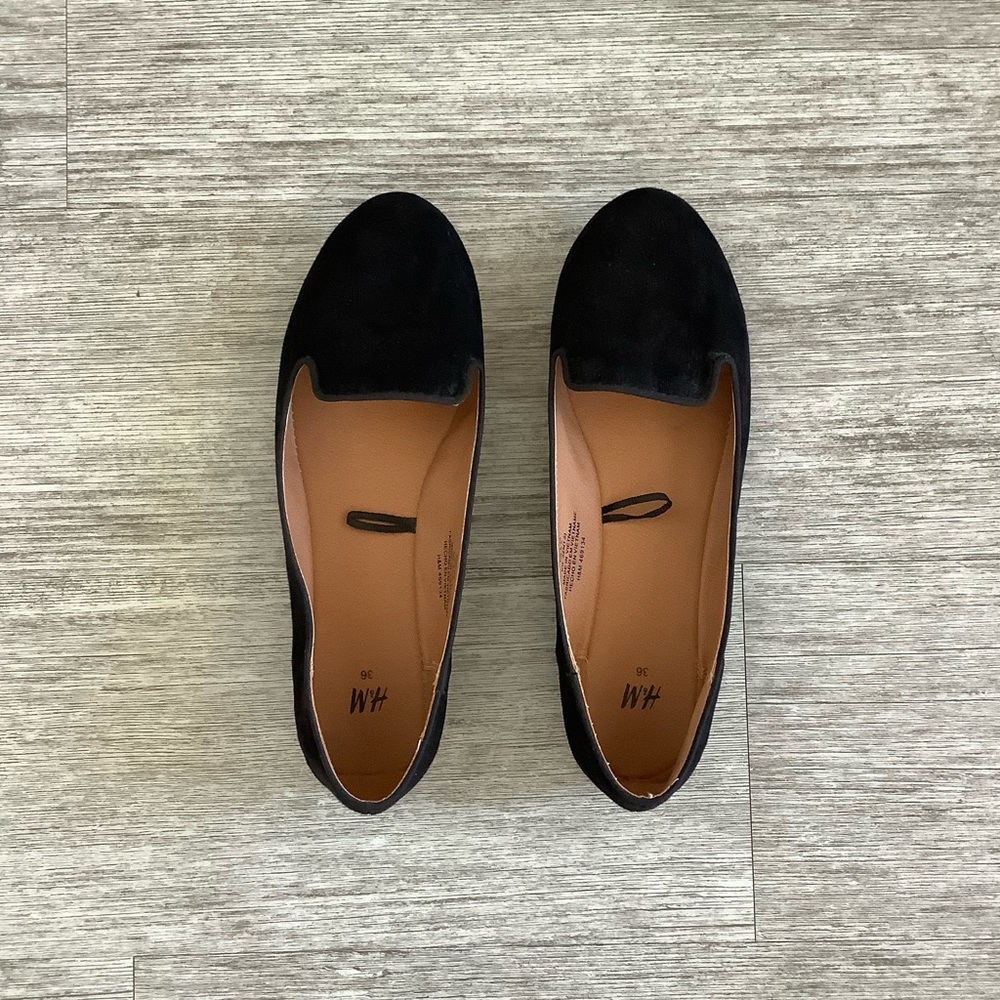 H&M Black Flats